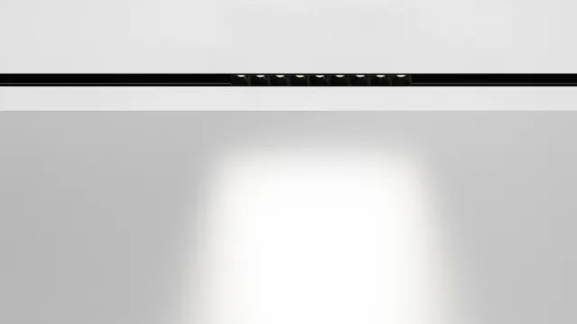 LINE TRACK 3 — rail magnétique 48V BOlight, visuel 4
