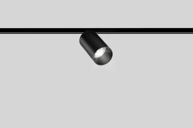SPOT LIGHT 52 — rail magnétique 48V BOlight, visuel 2