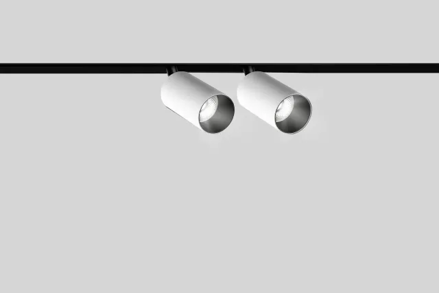 SPOT LIGHT DOUBLE — rail magnétique 48V BOlight, visuel 3